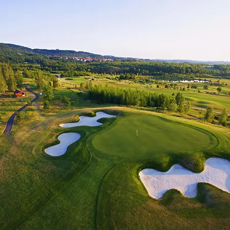 Отель Marshall Golf & Wellness