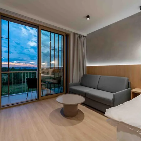 Marshall Golf & Wellness فندق